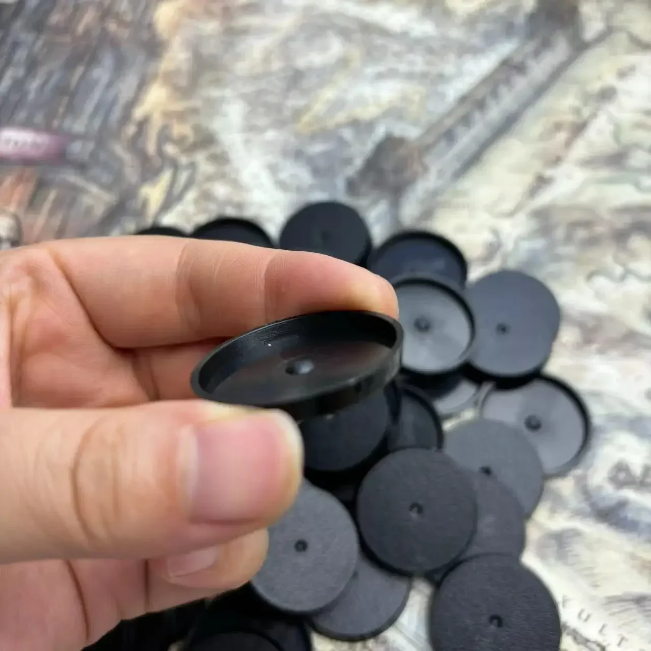 32mm Round Bases - Image 3